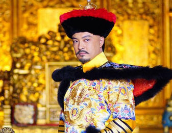 皇太极在位时期，在军事与文化方面有哪些成就与作为？